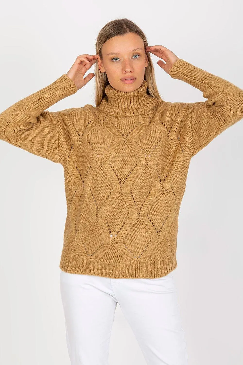 Elegant Knit Turtleneck Pullover