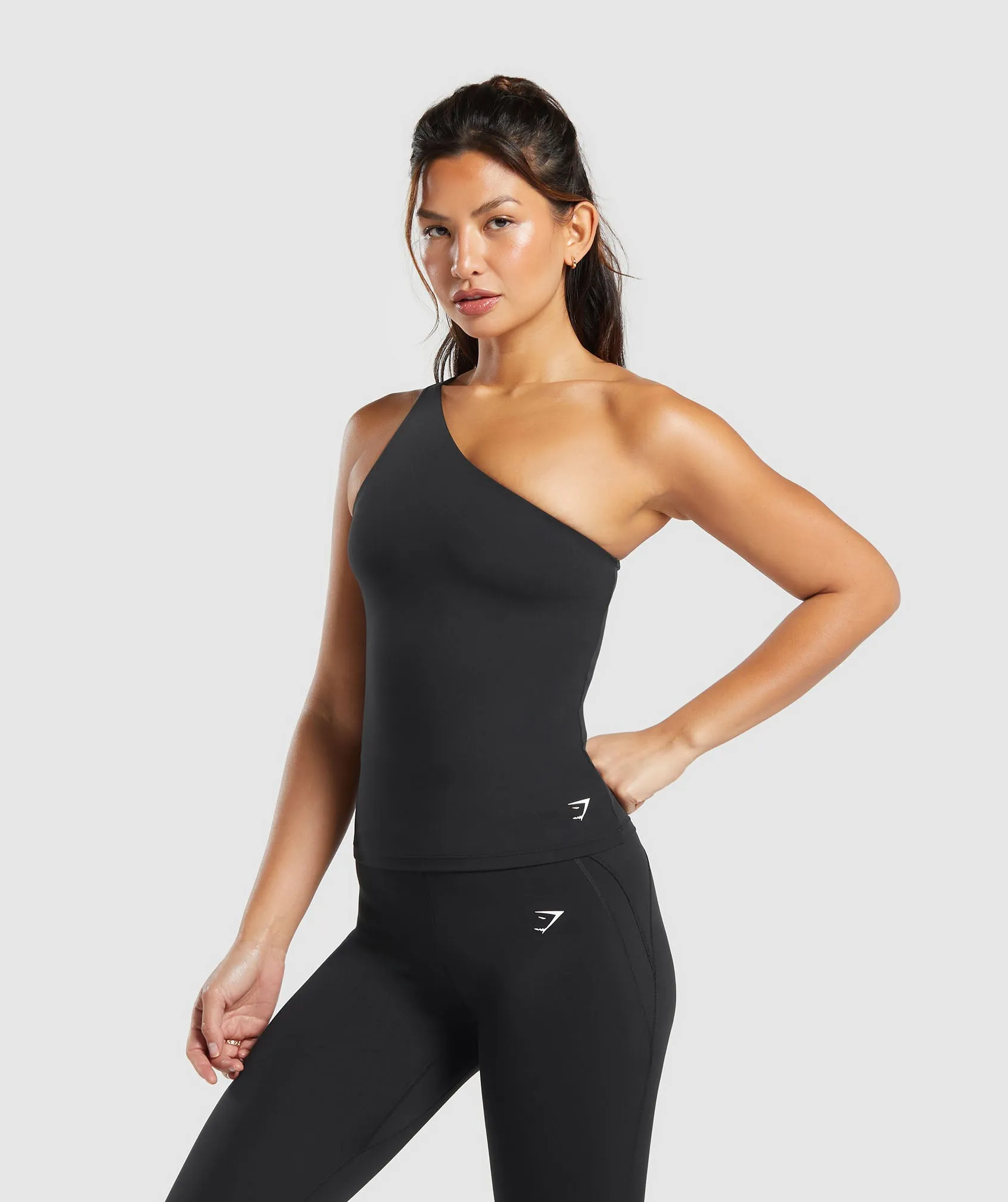 Gymshark Asymmetric Tank With Shelf - Black