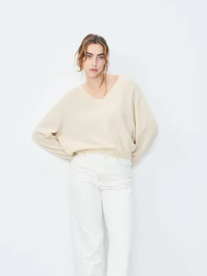 Raxow V-Neck Sweater in Neutral