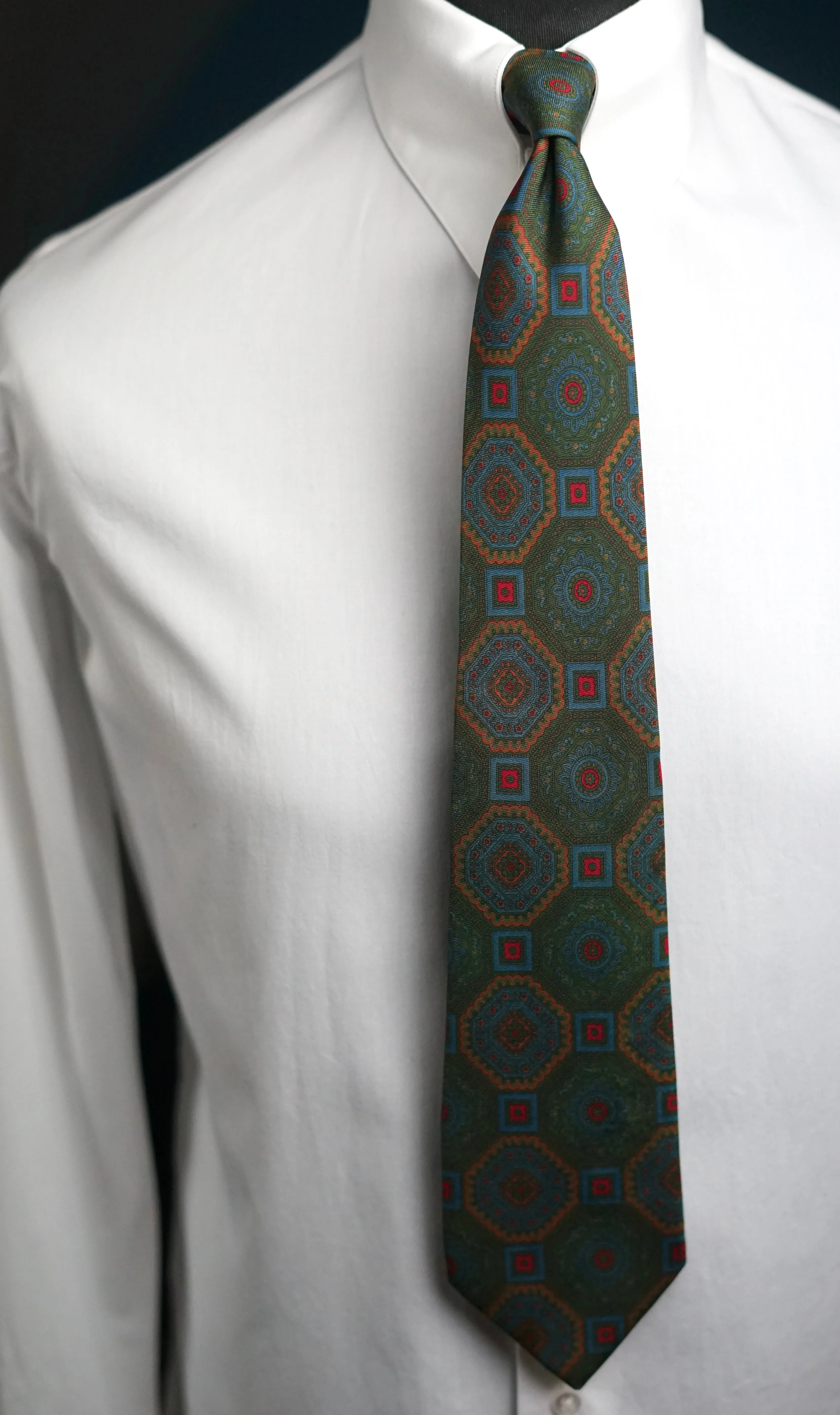 Romina Verde Vintage Tie